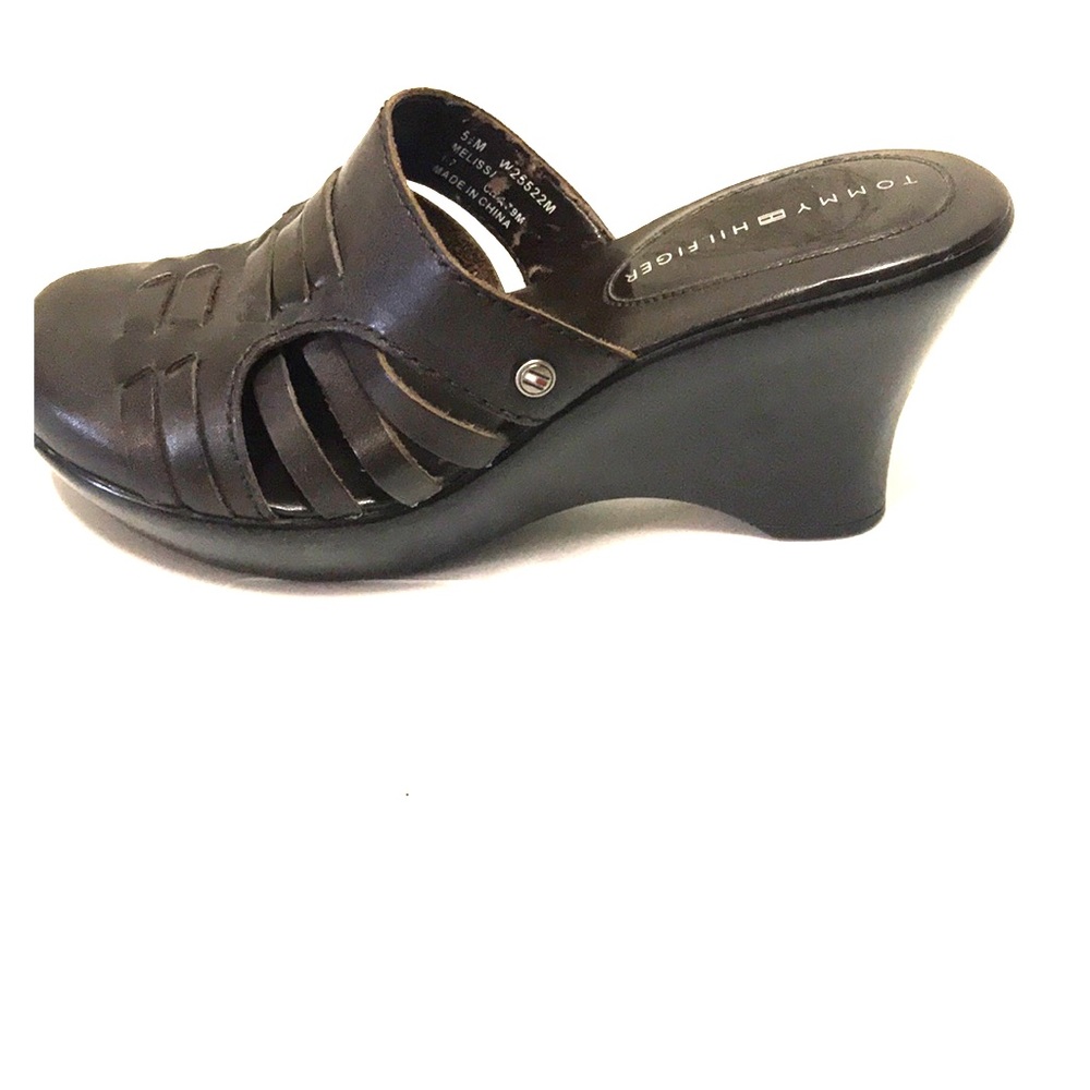 Tommy Hilfiger brown leather wedges